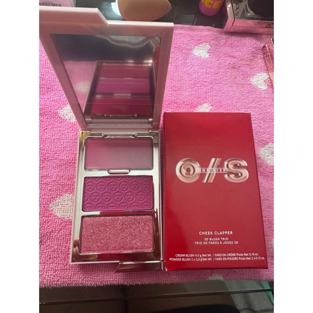 ONE SIZE BEAUTY Cheek Clapper 3D Blush Trio Palette in Gworly Pop